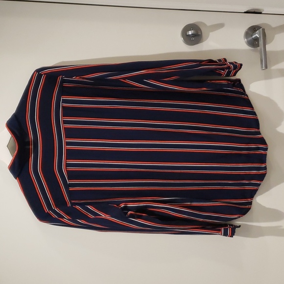 Striped Button-Front Shirt - 12 - Picture 3 of 4
